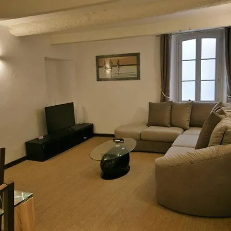 Sleeps 9 Air Con Wifi Διαμέρισμα Κάννες